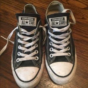 Women’s 7 converse